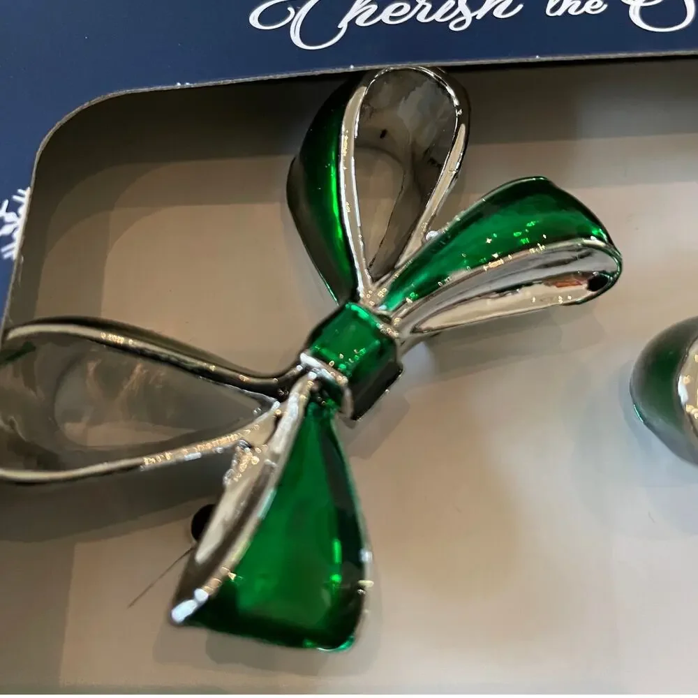Green Bow Christmas Napkin Rings Set of 4 Silver Holiday Glam Cherish the Season
